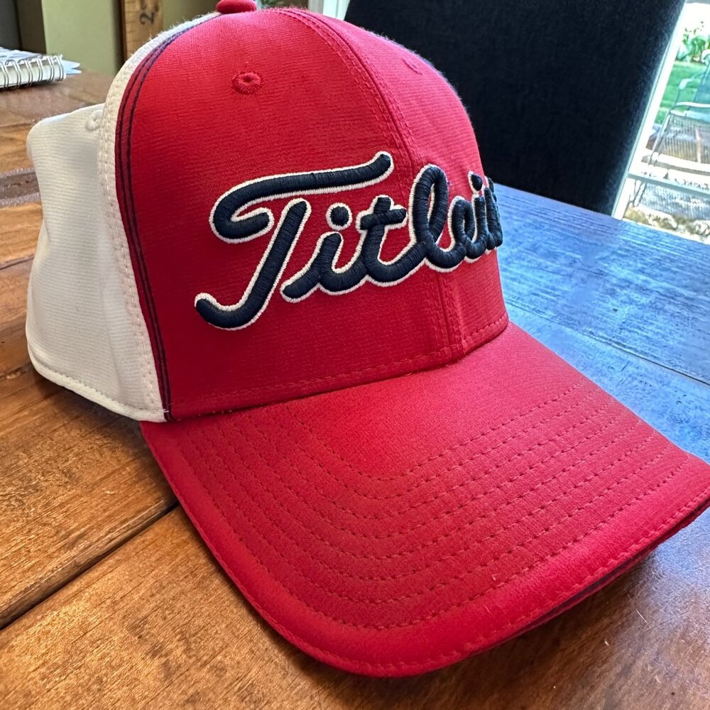 Titleist | Flex Fitted Golf Hat Ball Cap Small Medium Embroidered Spell Out Logo